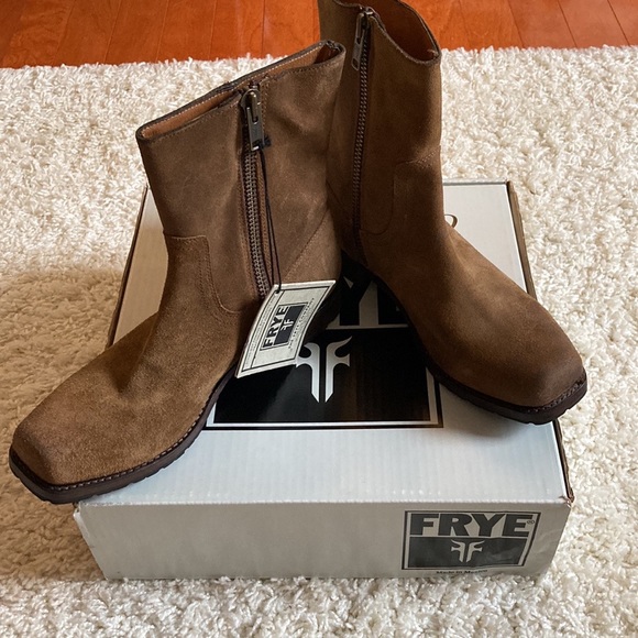 Frye Mens Brown Suede Boots - Picture 3 of 4